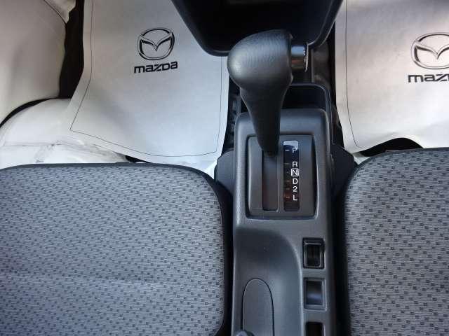 スクラムトラック ６６０　ＫＣ　エアコン・パワステ　ナビ・ＥＴＣ・３ＡＴ　助手席エアバック　運転席エアバック　パワステ付き　エアコン　ＡＢＳ（18枚目）