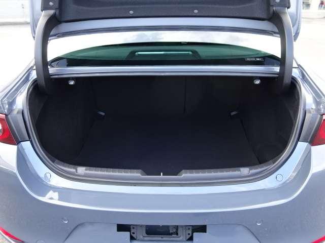 ＭＡＺＤＡ３セダン １．８　ＸＤ　ブラックトーンエディション　ディーゼルターボ　ナビ・ＴＶ・ＥＴＣ・全方位モニター　アルミホイール　クリアランスソナー　衝突被害軽減システム　ＥＴＣ　オートクルーズコントロール（19枚目）