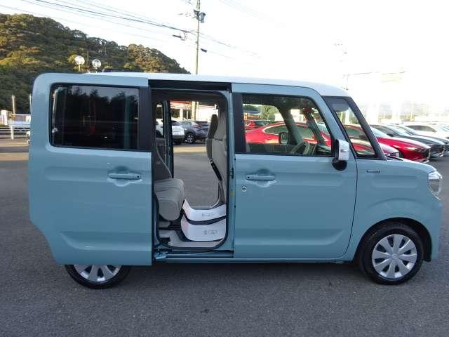 フレアワゴン ６６０　ハイブリッド　ＸＳ　ナビ・ＴＶ・バックモニター・両側ＰＳＤ・シー　Ｗ電動ドア　サイドエアバック　パワステ　ＡＡＣ　Ｓエネチャージ　スマートブレーキサポート　助手席エアバッグ　運転席エアバッグ　Ｐセンサー　パワーウィンドウ（10枚目）