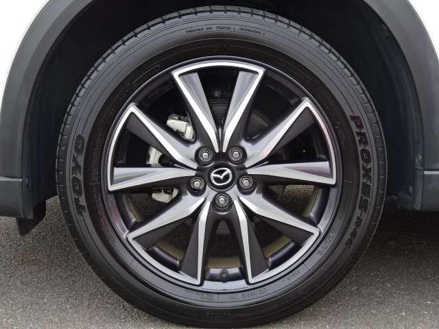 ＣＸ－５ ２．２　ＸＤ　シルク　ベージュ　セレクション　ディーゼルター　ナビ・ＴＶ・ＥＴＣ・全方位モニター・シートヒ　コーナーセンサー　ＬＥＤヘッドライト　アイドリングストップ　パワーテールゲート　電動シート　スマートキー　シートヒーター　ＥＴＣ　ＤＶＤ再生　バックカメラ（6枚目）