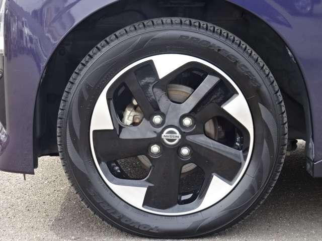 ルークス ６６０　ハイウェイスターＸ　ナビ・ＴＶ・ＥＴＣ・全方位モニター　インテリキ－　衝突軽減Ｂ　Ｃソナー　ハイビームＡ　横滑り防止　フルセグ　ＥＴＣ　フロントカメラ　イモビライザー　パワーウィンドウ　パワステ　オートエアコン　ナビＴＶ（6枚目）