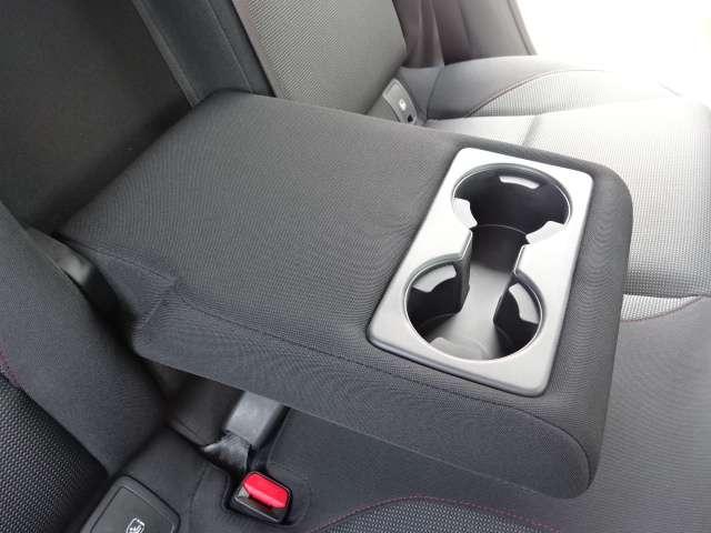 �㕔���Ȃ̑�^�A�[�����X�g�ɂ��h�����N�z���_�[���t���Ă܂����������֗��ł���