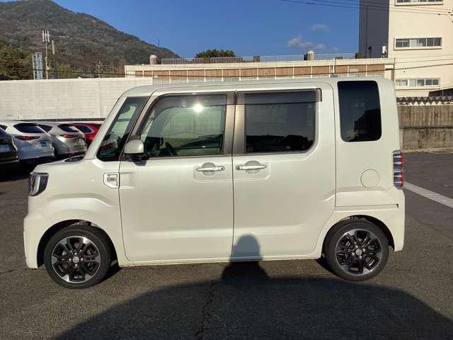 �V�ԃV���[���[���A�T�[�r�X�H�ꂪ���݂���Ă��钆�ÎԓW����ł��̂ŁA�h���C�u���Ă琥���x�����X�������I