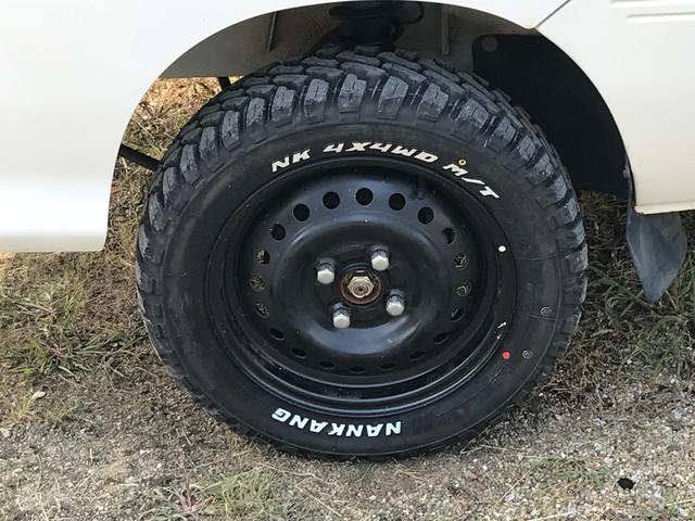 ジャンボ エアコン・パワステ・パワーウィンドウ・2インチリフトアップ・デフロック4WD・14インチブロックパターンタイヤ・タイミングベルト交換済み・5速マニュアル車・車検整備付き(8枚目)