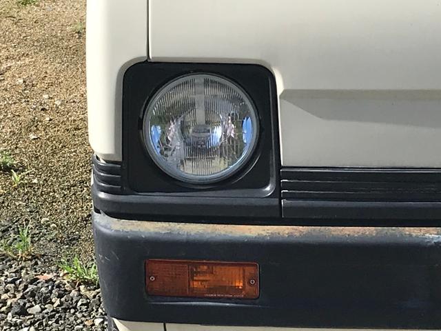 4WD・4速マニュアル車・走行距離40461km実走行・最大積載量350kg(4枚目)