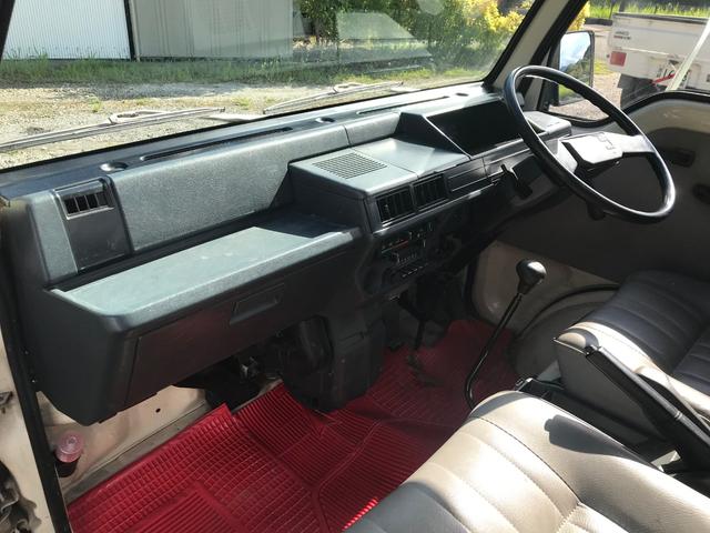 4WD・4速マニュアル車・走行距離40461km実走行・最大積載量350kg(9枚目)