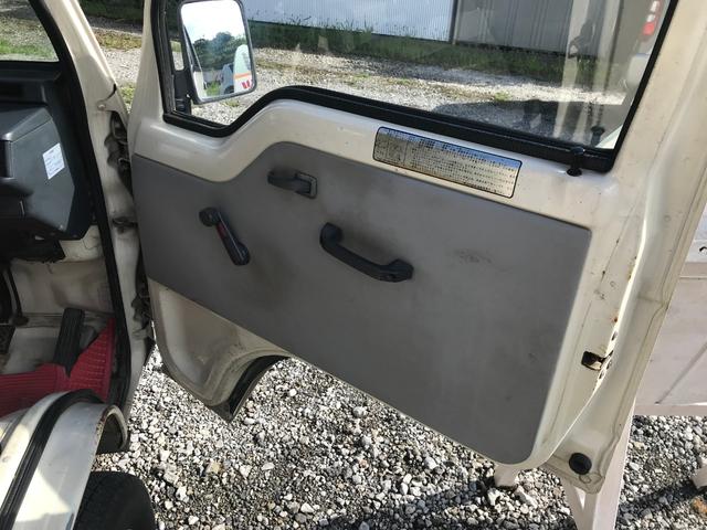4WD・4速マニュアル車・走行距離40461km実走行・最大積載量350kg(20枚目)