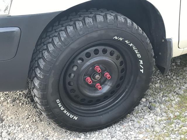 U 4WD 5速マニュアル車 2インチリフトアップ公認 15インチブロックタイヤ サブウーファー シート変更 メモリーナビ フルセグTV DVD再生(8枚目)