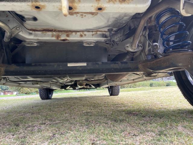 エッセ Ｘ　リフトアップカスタム　車検Ｒ９年１１月　４ＡＴ　電動格納ウインカーミラー　リフトアップサス　１４インチＡ／Ｔタイヤ（24枚目）