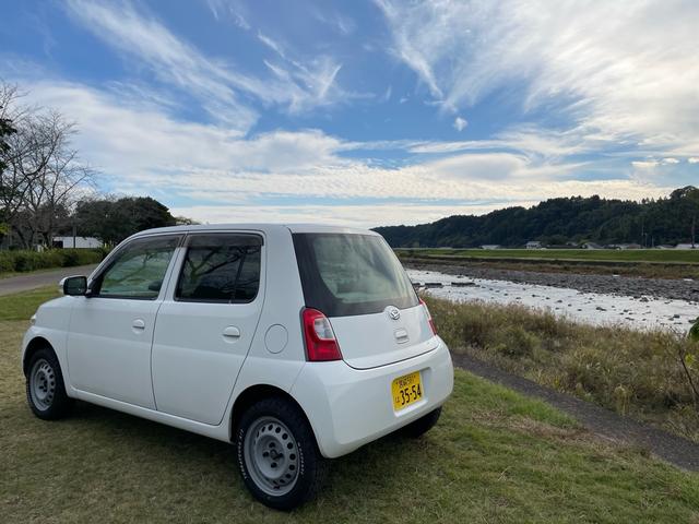 エッセ Ｘ　リフトアップカスタム　車検Ｒ９年１１月　４ＡＴ　電動格納ウインカーミラー　リフトアップサス　１４インチＡ／Ｔタイヤ（26枚目）