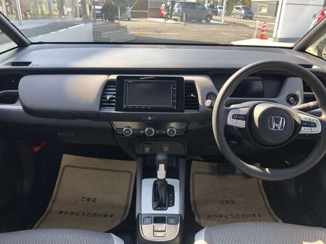 クロスター ワンオーナー 禁煙車 衝突軽減ブレーキ ナビ バックカメラ スマートキー LEDヘッドライト(13枚目)