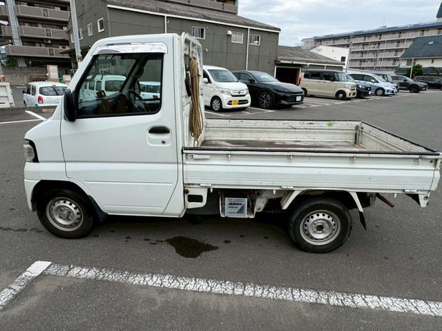 ミニキャブトラック 　５速ＭＴ　エアコン　パワステ　３方開　運転席エアバッグ　社外ＣＤ（3枚目）