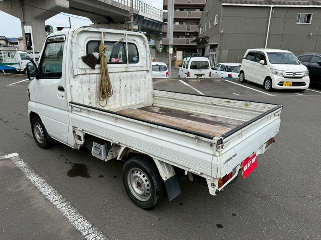 ミニキャブトラック 　５速ＭＴ　エアコン　パワステ　３方開　運転席エアバッグ　社外ＣＤ（5枚目）