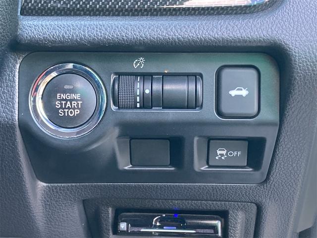 ＷＲＸ Ｓ４ 　４ＷＤ　ドライブレコーダー　ＥＴＣ　レーンアシスト　オートクルーズコントロール　衝突被害軽減システム　バックカメラ　ナビ　ＴＶ　アルミホイール　オートライト　ＣＶＴ　スマートキー　電動格納ミラー（10枚目）