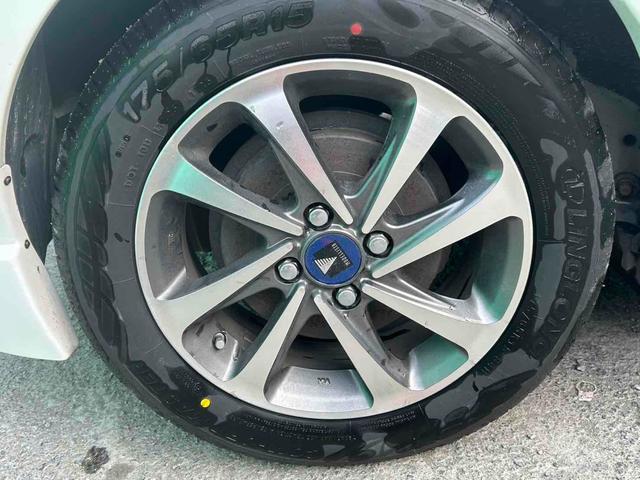 アクア Ｇ　ＥＴＣ　バックカメラ　ＴＶ　アルミホイール　スマートキー　電動格納ミラー　ＣＶＴ　衝突安全ボディ　ＡＢＳ　ＥＳＣ　エアコン　パワーステアリング（20枚目）