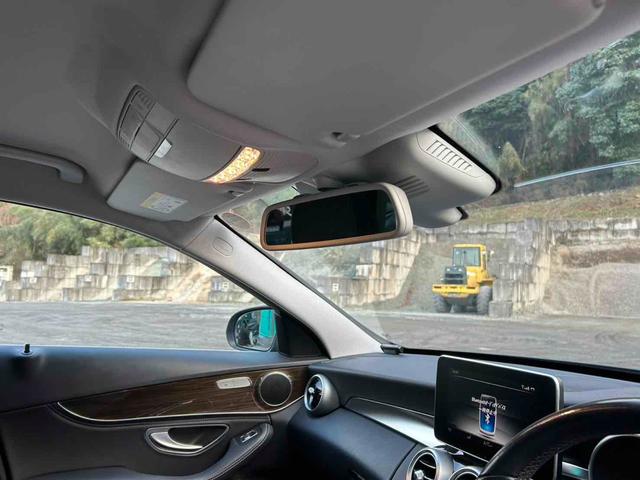 Ｃクラスステーションワゴン 　ドライブレコーダー　オートクルーズコントロール　衝突被害軽減システム　アルミホイール　パワーシート　スマートキー　アイドリングストップ　電動格納ミラー　シートヒーター　ＡＴ　盗難防止システム（23枚目）