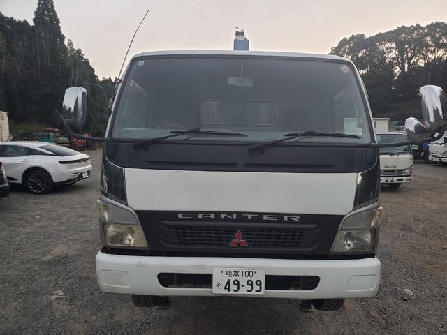 キャンター 　５段クレーン付　３トン車（2枚目）