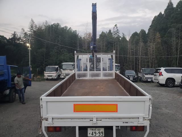 キャンター 　５段クレーン付　３トン車（17枚目）