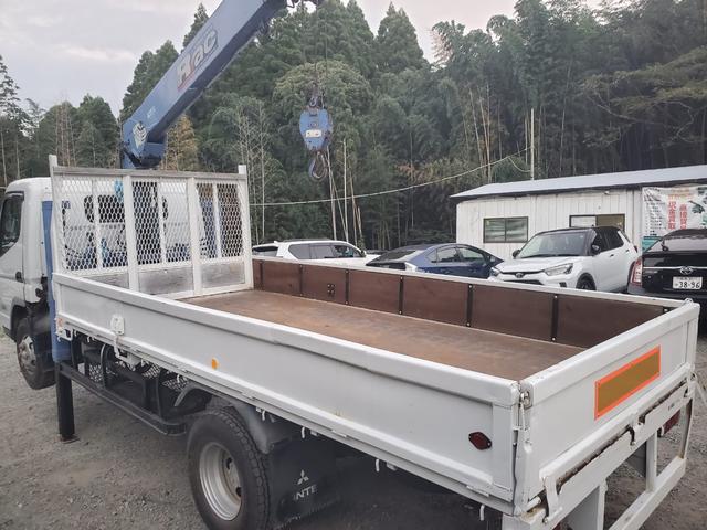 キャンター 　５段クレーン付　３トン車（18枚目）