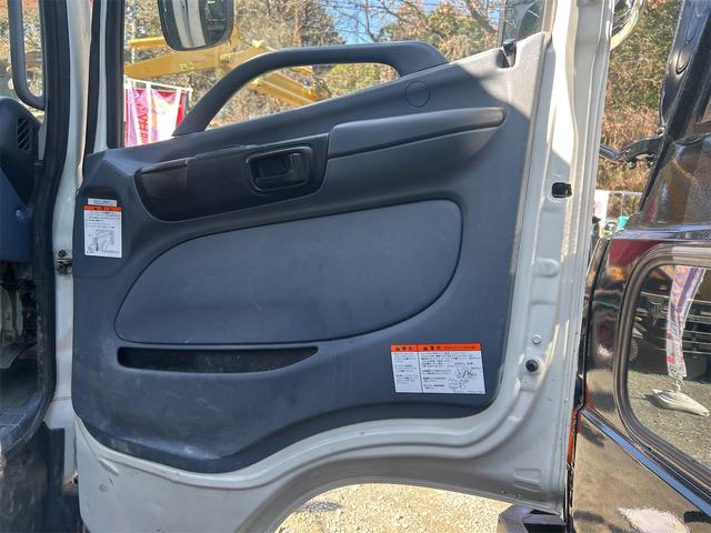 レンジャープロ ダンプ AT 後輪ダブル ETC 電動格納ミラー エアコン パワーウィンドウ 運転席エアバッグ(23枚目)