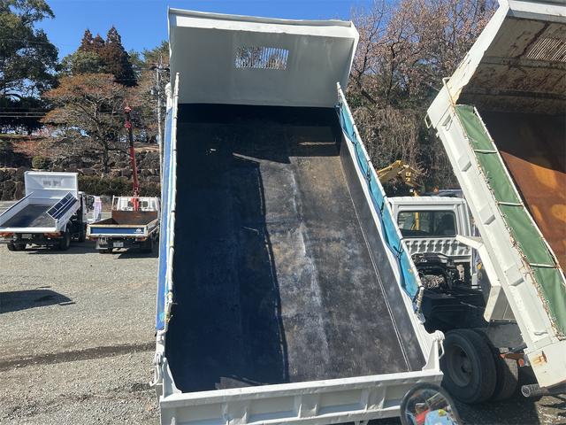 ヒノレンジャー ダンプ MT 後輪ダブル 電動格納ミラー エアコン パワーウィンドウ 運転席エアバッグ(14枚目)