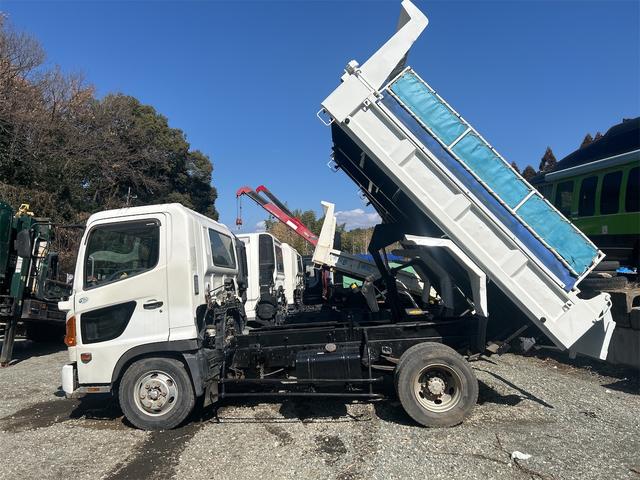 ヒノレンジャー ダンプ MT 後輪ダブル 電動格納ミラー エアコン パワーウィンドウ 運転席エアバッグ(15枚目)