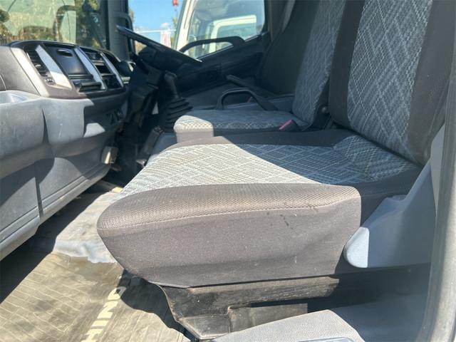 ヒノレンジャー ダンプ MT 後輪ダブル 電動格納ミラー エアコン パワーウィンドウ 運転席エアバッグ(19枚目)
