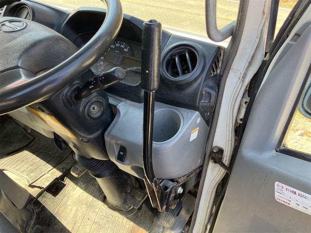 デュトロ 　ＭＴ　後輪ダブル　アイドリングストップ　電動格納ミラー　ＥＳＣ　エアコン　パワーウィンドウ　運転席エアバッグ（15枚目）