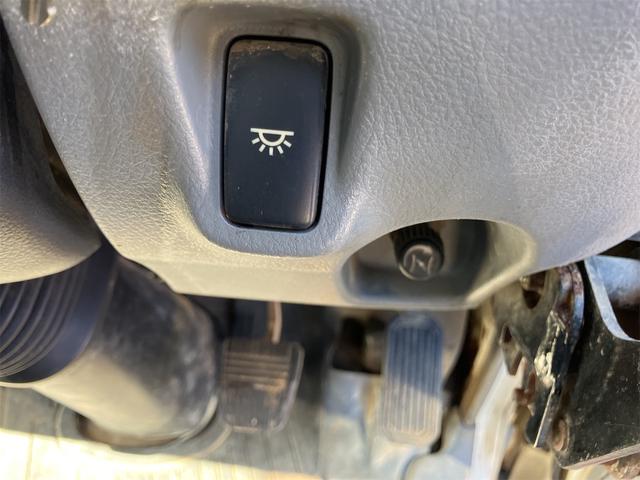 デュトロ 　ＭＴ　後輪ダブル　アイドリングストップ　電動格納ミラー　ＥＳＣ　エアコン　パワーウィンドウ　運転席エアバッグ（21枚目）