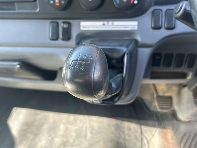 キャンター MT 後輪ダブル 電動格納ミラー ESC エアコン パワーウィンドウ 運転席エアバッグ ミュージックプレイヤー接続可(31枚目)