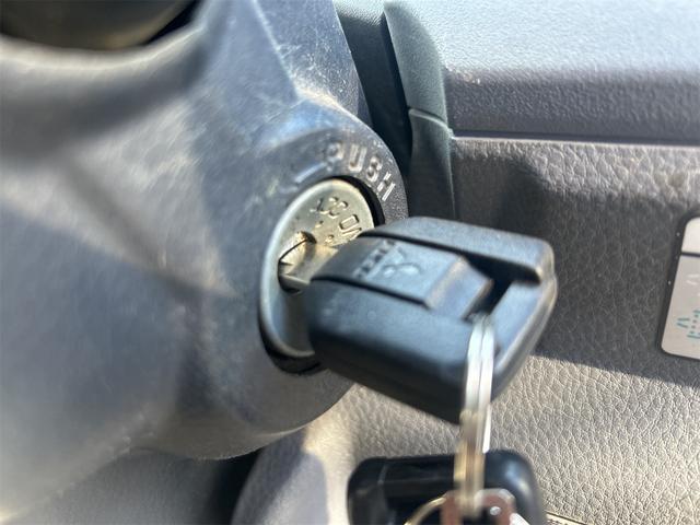 キャンター MT 後輪ダブル 電動格納ミラー ESC エアコン パワーウィンドウ 運転席エアバッグ ミュージックプレイヤー接続可(36枚目)