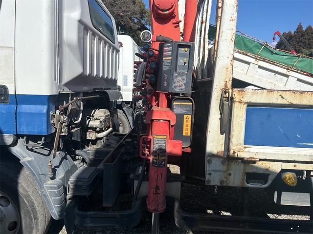 キャンター MT 後輪ダブル ETC アルミホイール エアコン パワーウィンドウ 運転席エアバッグ CD(21枚目)