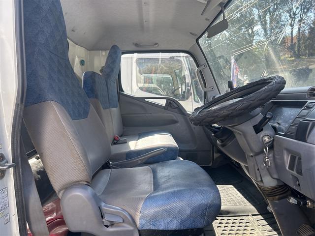 キャンター MT 後輪ダブル ETC アルミホイール エアコン パワーウィンドウ 運転席エアバッグ CD(26枚目)