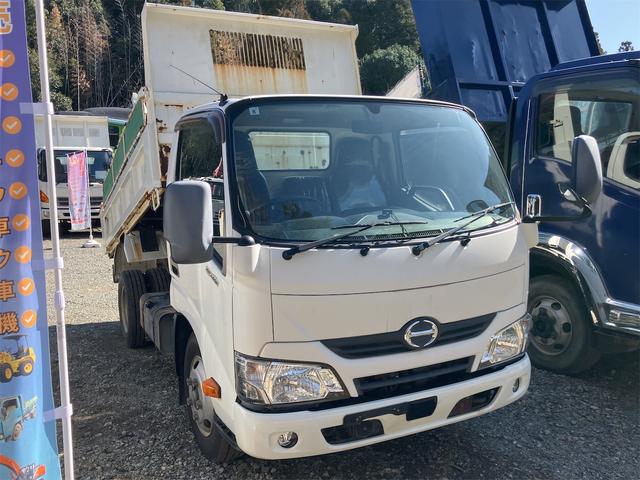 デュトロ 　ＭＴ　後輪ダブル　ＥＴＣ　電動格納ミラー　ＥＳＣ　エアコン　パワーウィンドウ　運転席エアバッグ（3枚目）