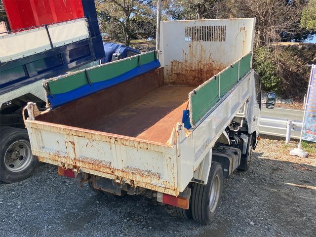 デュトロ 　ＭＴ　後輪ダブル　ＥＴＣ　電動格納ミラー　ＥＳＣ　エアコン　パワーウィンドウ　運転席エアバッグ（8枚目）