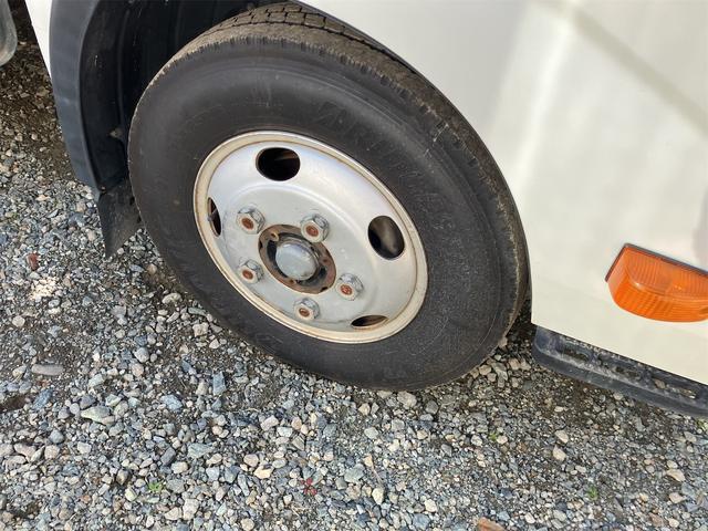 デュトロ 　ＭＴ　後輪ダブル　ＥＴＣ　電動格納ミラー　ＥＳＣ　エアコン　パワーウィンドウ　運転席エアバッグ（15枚目）