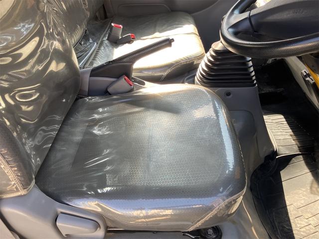 デュトロ 　ＭＴ　後輪ダブル　ＥＴＣ　電動格納ミラー　ＥＳＣ　エアコン　パワーウィンドウ　運転席エアバッグ（19枚目）