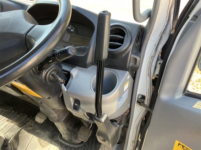 デュトロ 　ＭＴ　後輪ダブル　ＥＴＣ　電動格納ミラー　ＥＳＣ　エアコン　パワーウィンドウ　運転席エアバッグ（20枚目）