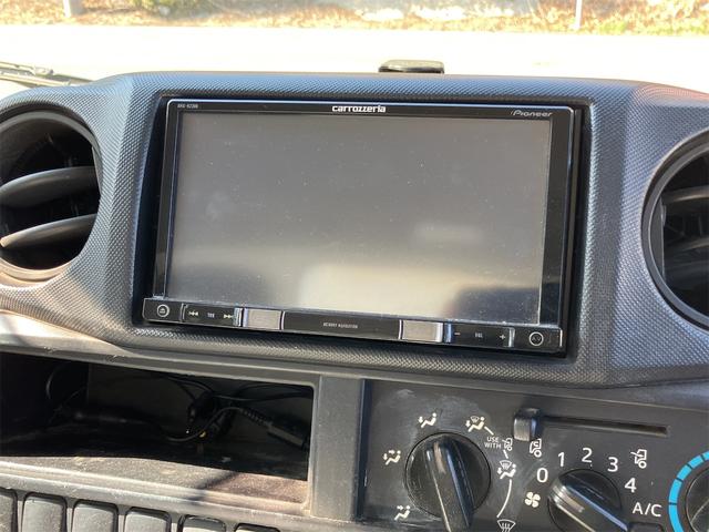 デュトロ 　ＭＴ　後輪ダブル　ＥＴＣ　電動格納ミラー　ＥＳＣ　エアコン　パワーウィンドウ　運転席エアバッグ（24枚目）