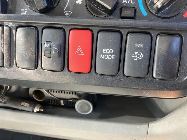 デュトロ 　ＭＴ　後輪ダブル　ＥＴＣ　電動格納ミラー　ＥＳＣ　エアコン　パワーウィンドウ　運転席エアバッグ（26枚目）