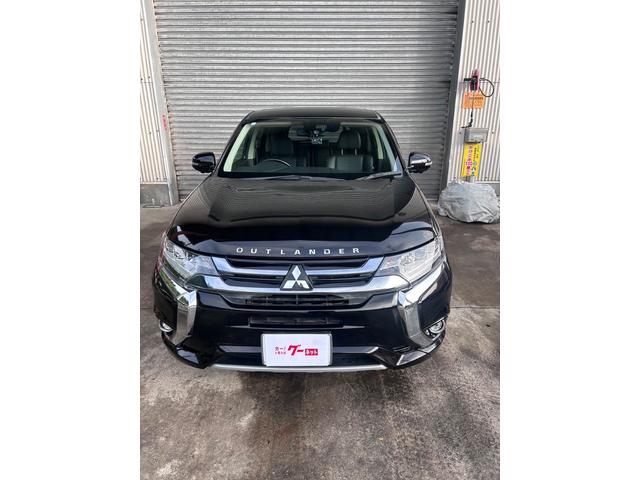 アウトランダーPHEV Gナビパッケージ 4WD ドライブレコーダー ETC オートクルーズコントロール レーンアシスト 衝突被害軽減システム LEDヘッドランプ 電動リアゲート アルミホイール スマートキー シートヒーター 100V電源(12枚目)