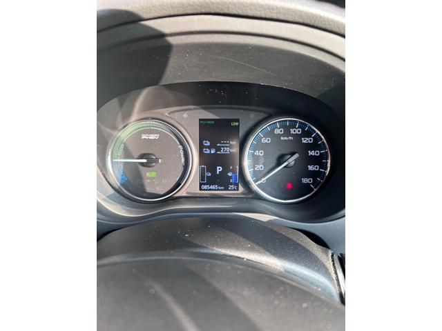 アウトランダーPHEV Gナビパッケージ 4WD ドライブレコーダー ETC オートクルーズコントロール レーンアシスト 衝突被害軽減システム LEDヘッドランプ 電動リアゲート アルミホイール スマートキー シートヒーター 100V電源(29枚目)