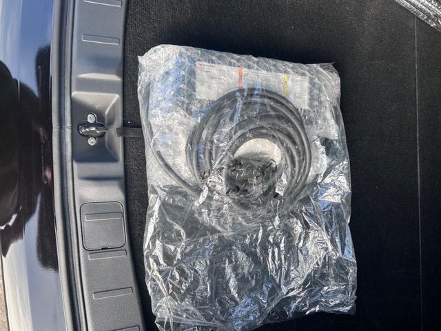 アウトランダーPHEV Gナビパッケージ 4WD ドライブレコーダー ETC オートクルーズコントロール レーンアシスト 衝突被害軽減システム LEDヘッドランプ 電動リアゲート アルミホイール スマートキー シートヒーター 100V電源(31枚目)