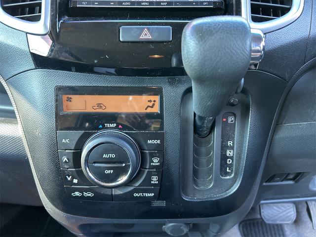 デリカＤ：２ Ｓ　ドライブレコーダー　バックカメラ　ナビ　ＴＶ　オートクルーズコントロール　衝突被害軽減システム　両側電動スライドドア　オートライト　ＨＩＤ　スマートキー　電動格納ミラー　ＣＶＴ　アルミホイール　ＣＤ（6枚目）