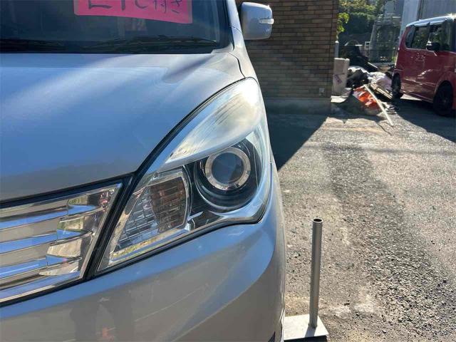 デリカＤ：２ Ｓ　ドライブレコーダー　バックカメラ　ナビ　ＴＶ　オートクルーズコントロール　衝突被害軽減システム　両側電動スライドドア　オートライト　ＨＩＤ　スマートキー　電動格納ミラー　ＣＶＴ　アルミホイール　ＣＤ（15枚目）