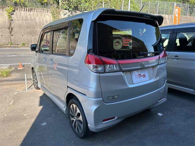 デリカＤ：２ Ｓ　ドライブレコーダー　バックカメラ　ナビ　ＴＶ　オートクルーズコントロール　衝突被害軽減システム　両側電動スライドドア　オートライト　ＨＩＤ　スマートキー　電動格納ミラー　ＣＶＴ　アルミホイール　ＣＤ（18枚目）