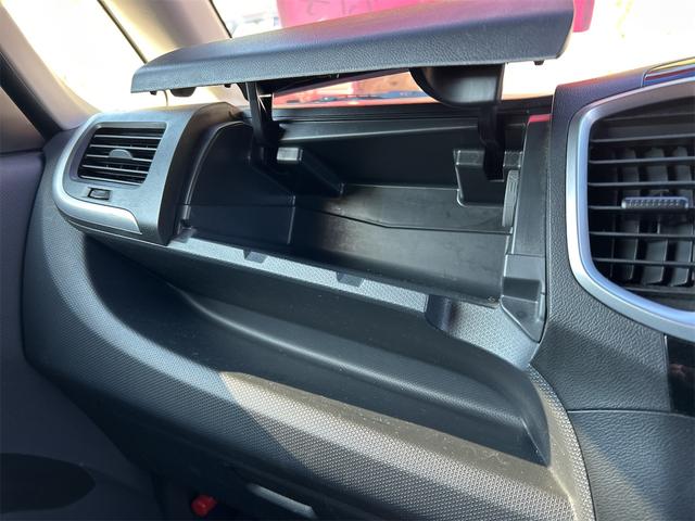 デリカＤ：２ Ｓ　ドライブレコーダー　バックカメラ　ナビ　ＴＶ　オートクルーズコントロール　衝突被害軽減システム　両側電動スライドドア　オートライト　ＨＩＤ　スマートキー　電動格納ミラー　ＣＶＴ　アルミホイール　ＣＤ（39枚目）