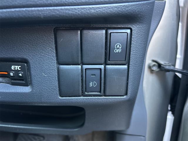 スペーシアカスタム ＧＳ　ＥＴＣ　両側スライドドア　ナビ　ＴＶ　オートライト　ＨＩＤ　スマートキー　アイドリングストップ　電動格納ミラー　ＣＶＴ　盗難防止システム　ＡＢＳ　アルミホイール　衝突安全ボディ　エアコン（10枚目）