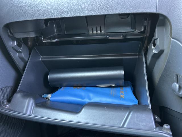 スペーシアカスタム ＧＳ　ＥＴＣ　両側スライドドア　ナビ　ＴＶ　オートライト　ＨＩＤ　スマートキー　アイドリングストップ　電動格納ミラー　ＣＶＴ　盗難防止システム　ＡＢＳ　アルミホイール　衝突安全ボディ　エアコン（39枚目）