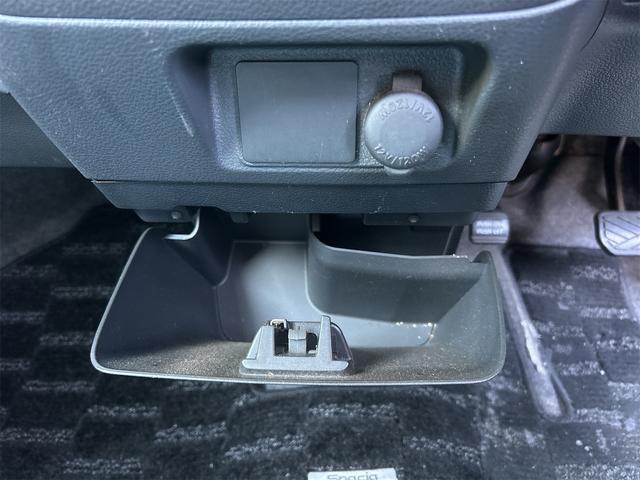 スペーシアカスタム ＧＳ　ＥＴＣ　両側スライドドア　ナビ　ＴＶ　オートライト　ＨＩＤ　スマートキー　アイドリングストップ　電動格納ミラー　ＣＶＴ　盗難防止システム　ＡＢＳ　アルミホイール　衝突安全ボディ　エアコン（43枚目）